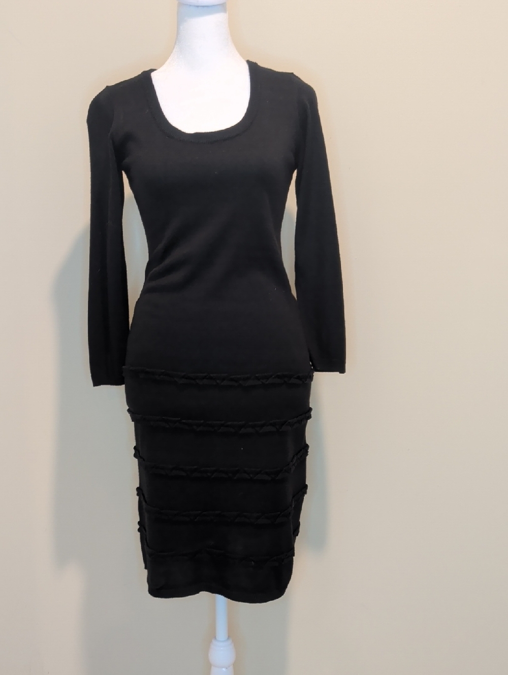 Calvin Klein Black Long-Sleeve Scoop Neck Knit Dress with Braided Trim Accents